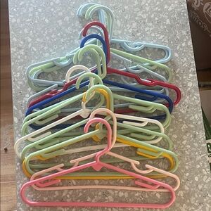 15 Colorful Plastic Baby Hangers